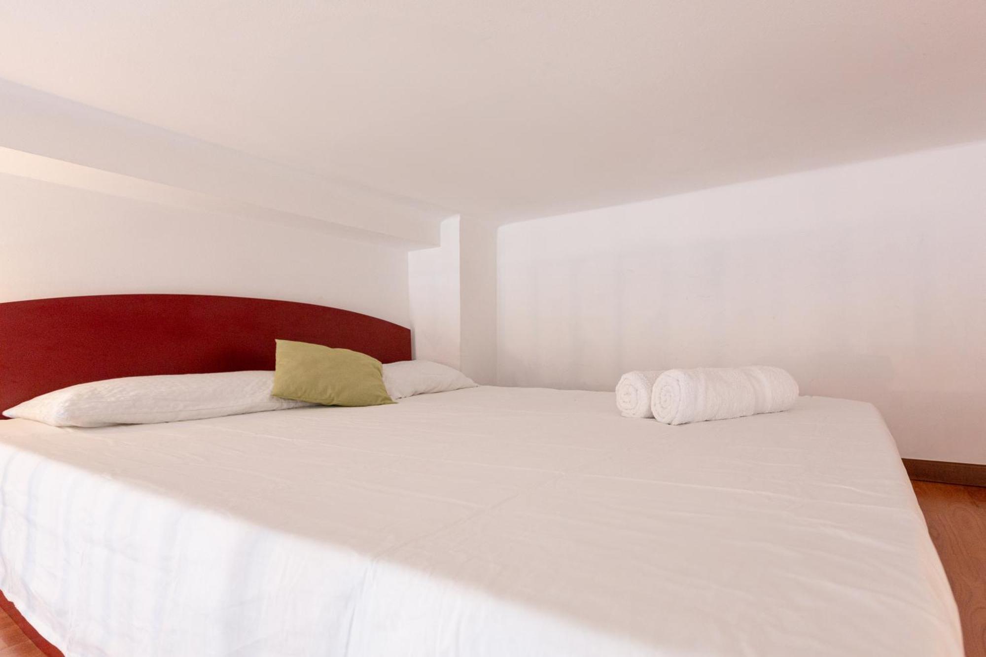 Soft Colors Exclusive Apartment - Navigli District - M2 Milano Eksteriør bilde