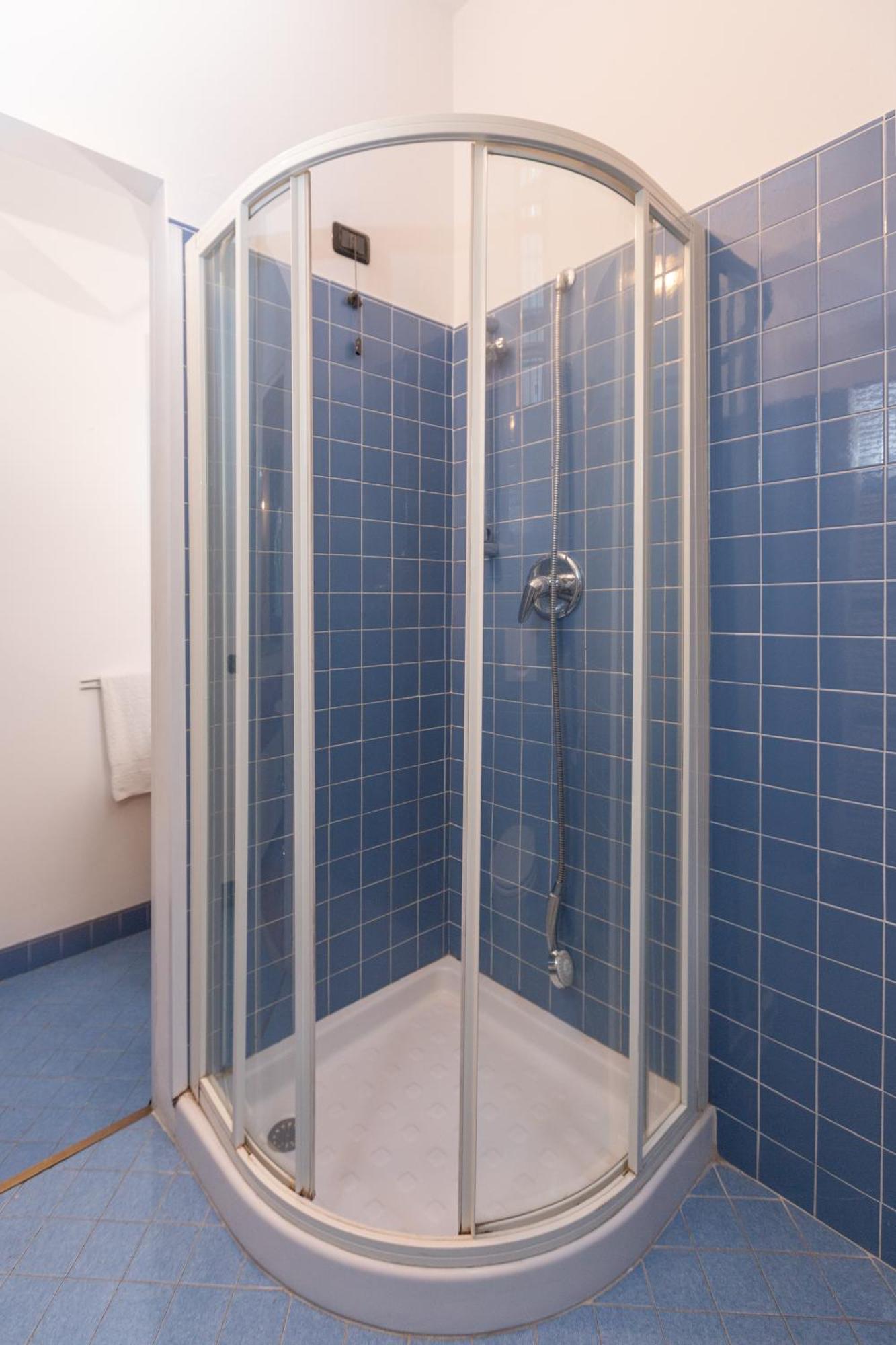 Soft Colors Exclusive Apartment - Navigli District - M2 Milano Eksteriør bilde